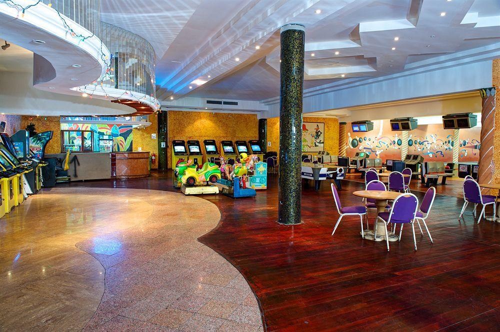 Ramada By Wyndham Princess Belize City Restaurant foto