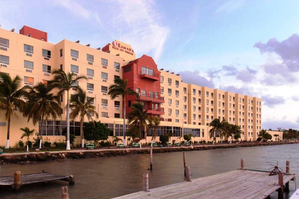 Ramada By Wyndham Princess Belize City Exterior foto